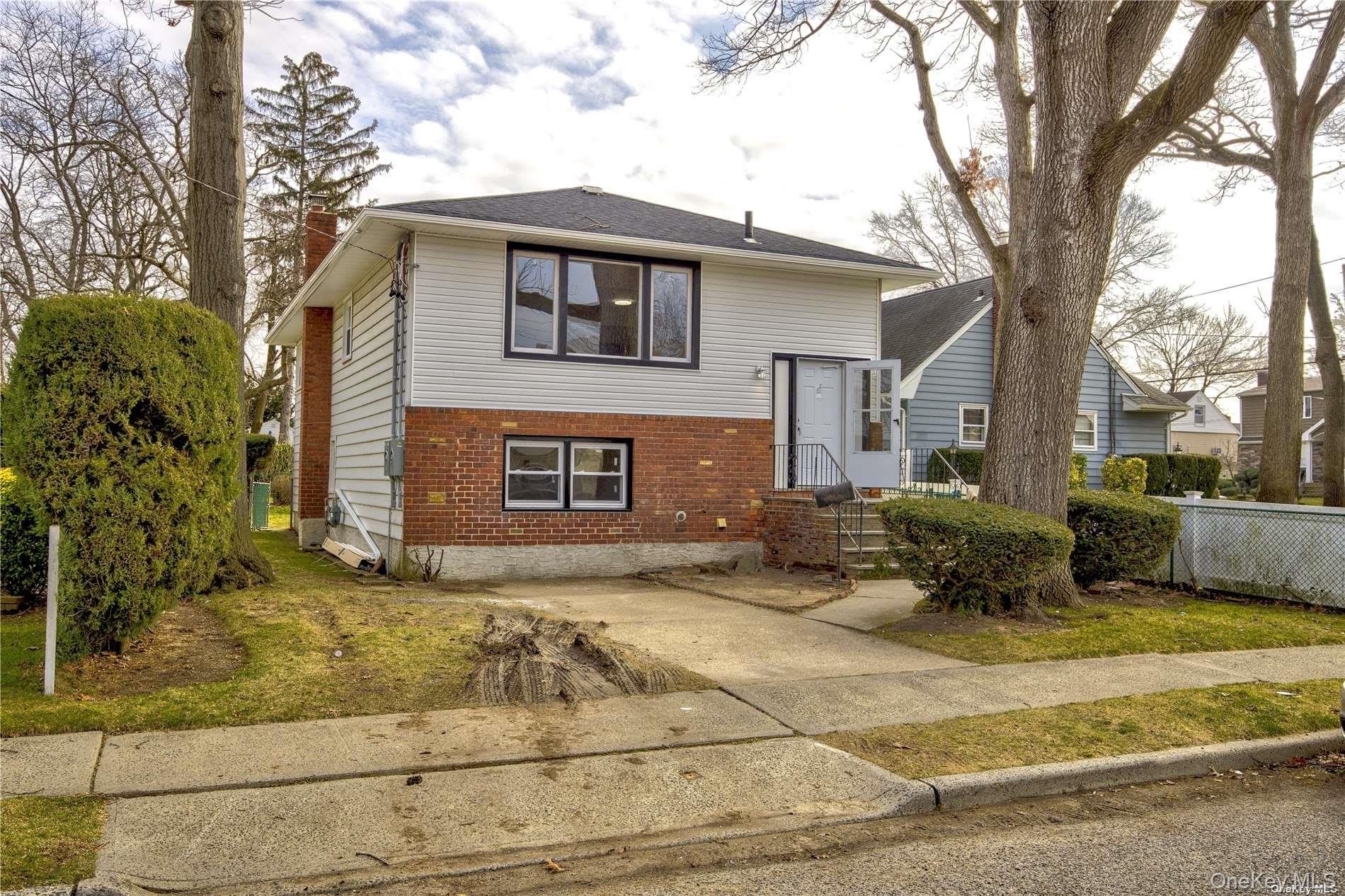 207 Catherine Avenue – photo 1 of 24
