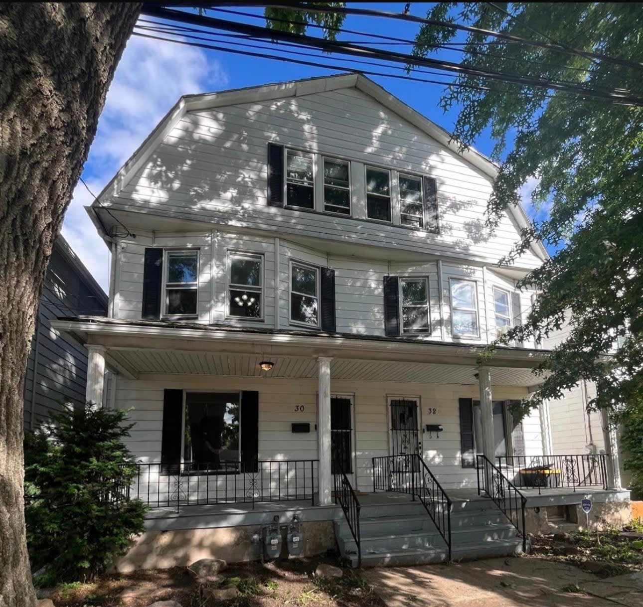 32 Alexander Street – photo 1 of 20