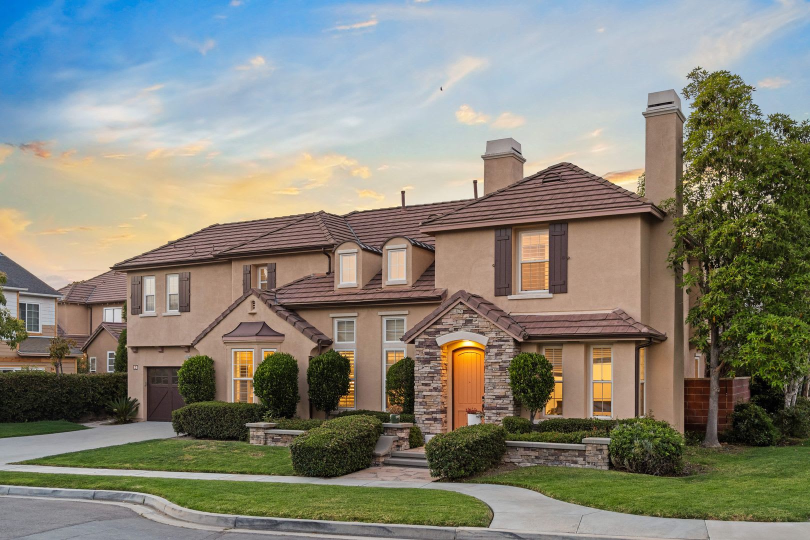 Luxurious French Country Estate In Ladera Ranch Fully Furnished With Flexible Short Term Lease Options – photo 1 of 89