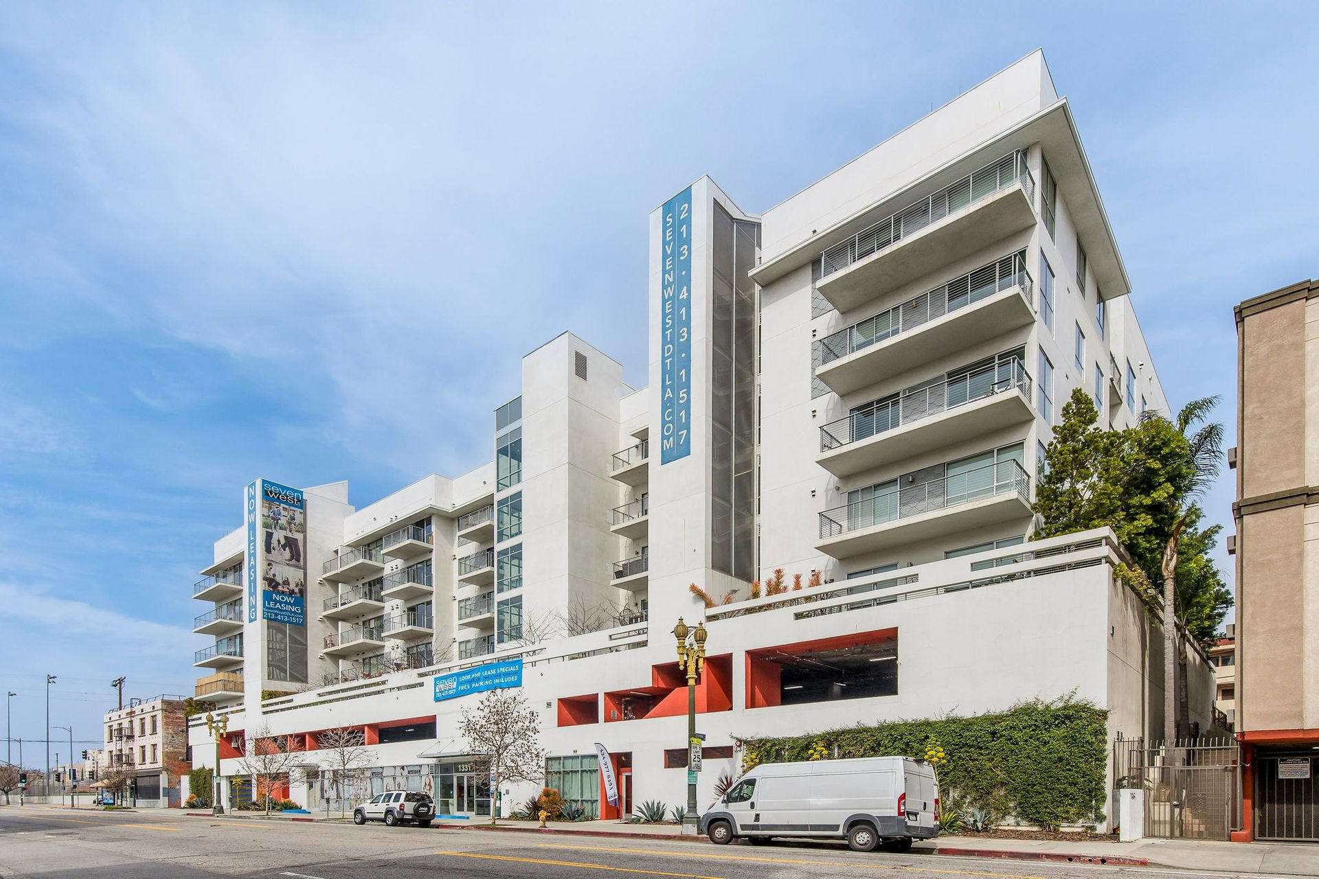Seven West DTLA – photo 1