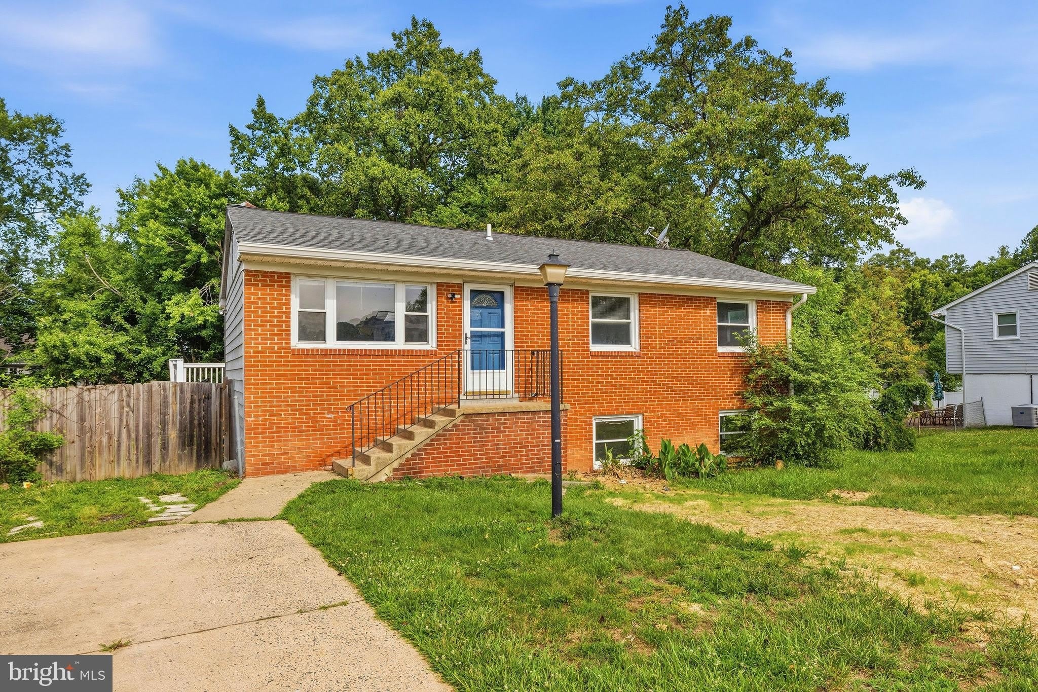 12806 KERRYDALE Road – photo 1