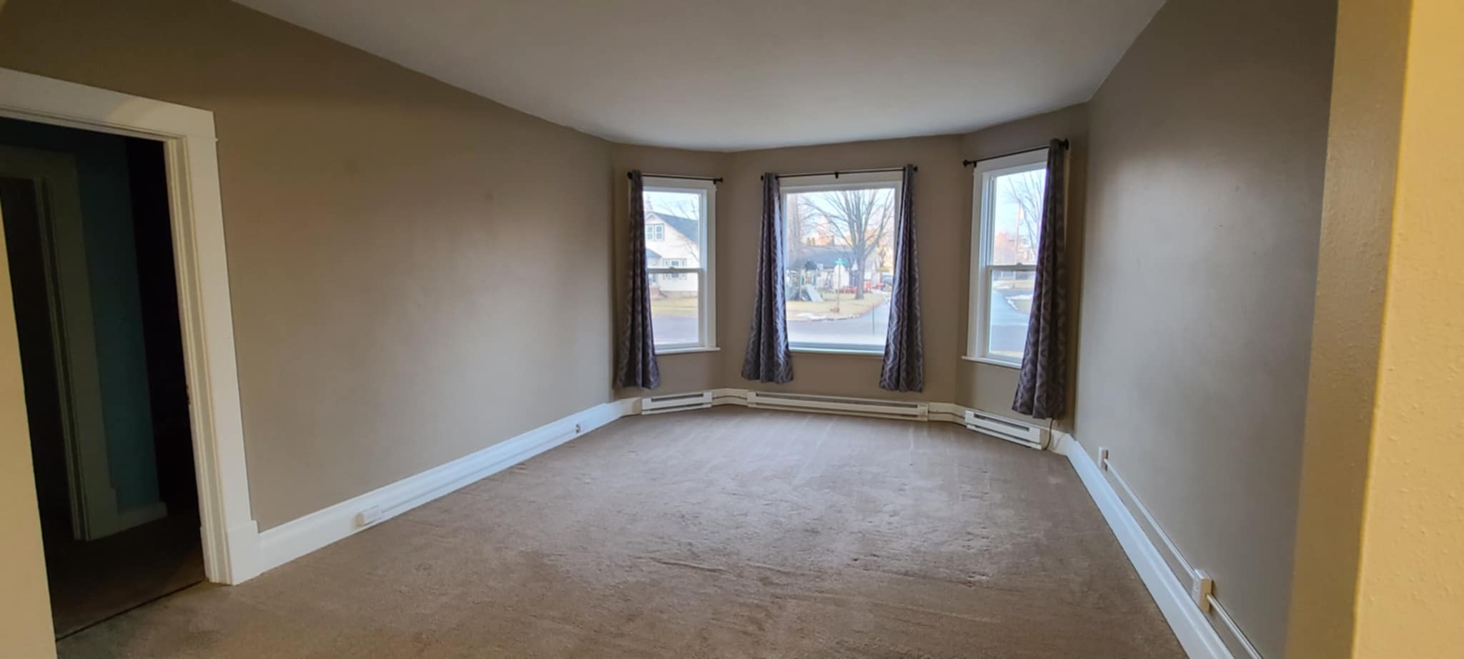 120 West Douglas Street – photo 1 of 8