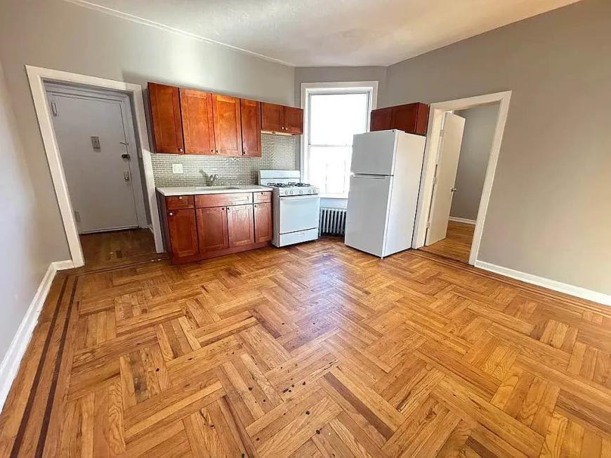 652 Soundview Avenue – photo 1