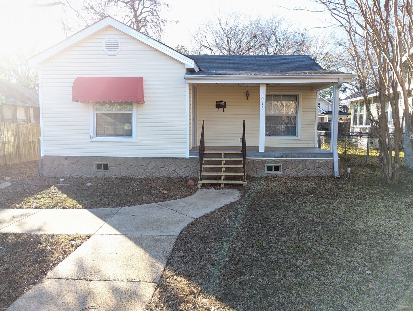 The Cutest 1 Bedroom on TX Side – photo 1 of 48