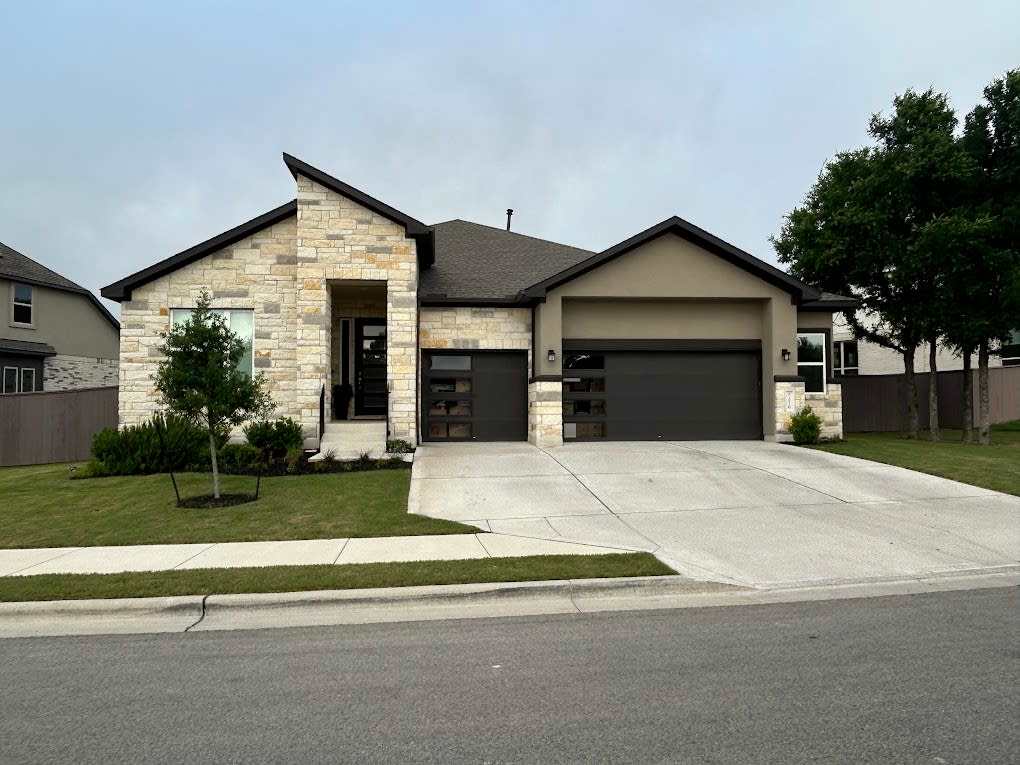 276 Washington Drive – photo 1