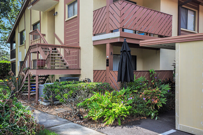 600 Summerhill Court – photo 1 of 42