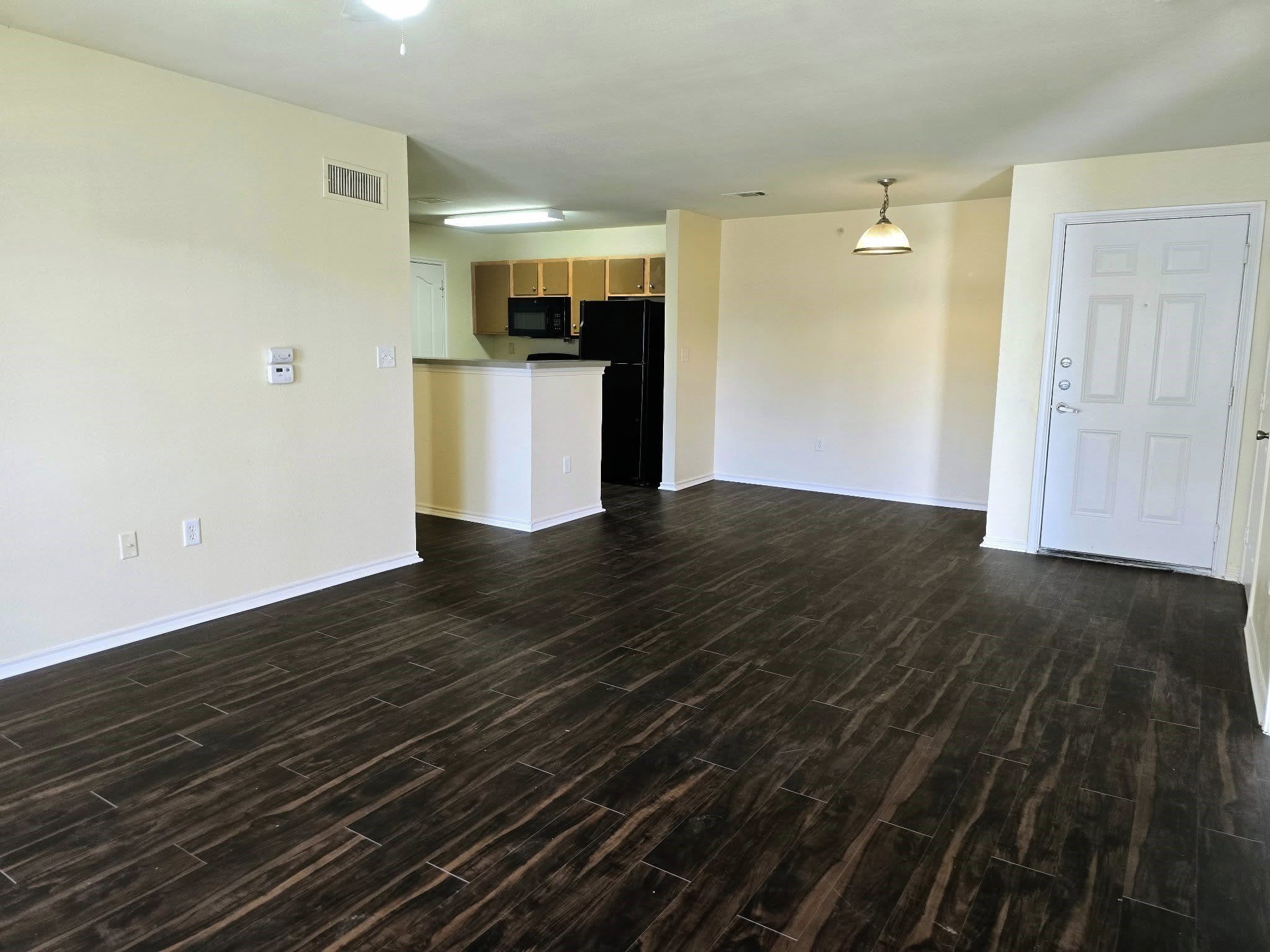 1001 Redwood Avenue – photo 1