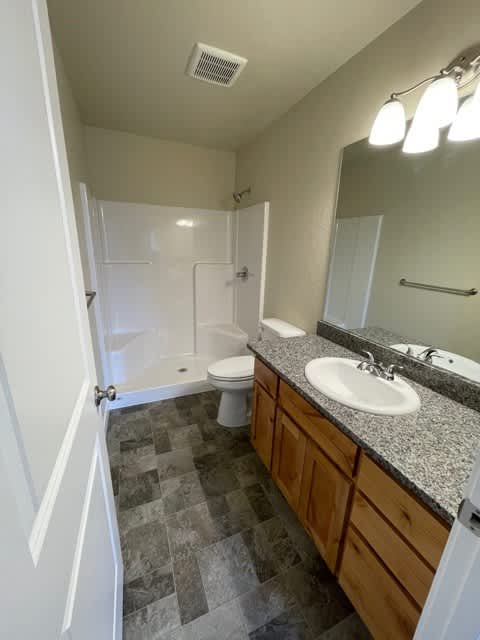 1000 SW Oliver PlSuite 204 – photo 1 of 17
