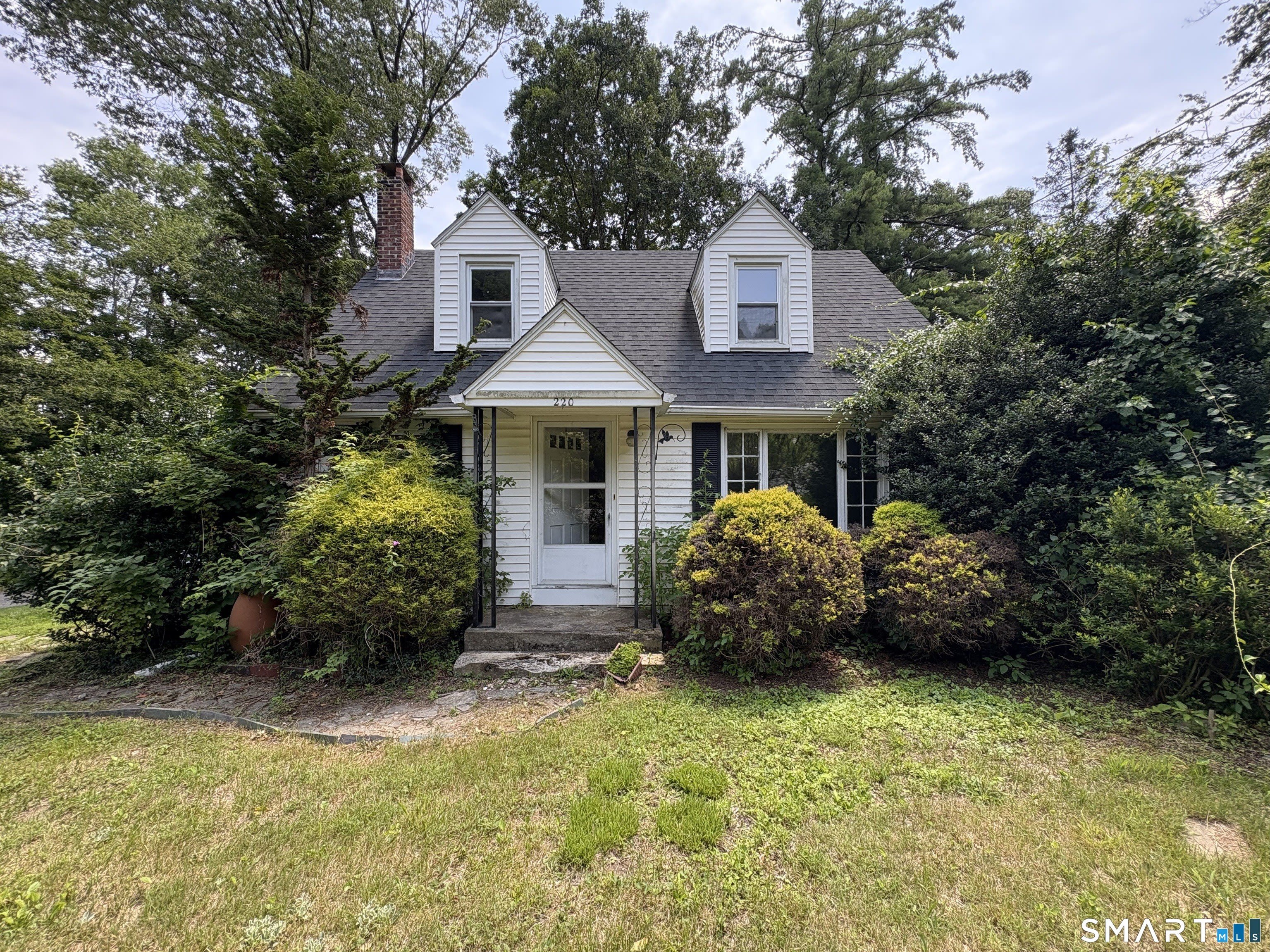 220 School Street – photo 1 of 19
