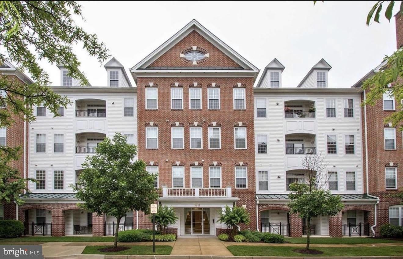 5801 CLIPPER LN #205 – photo 1 of 13