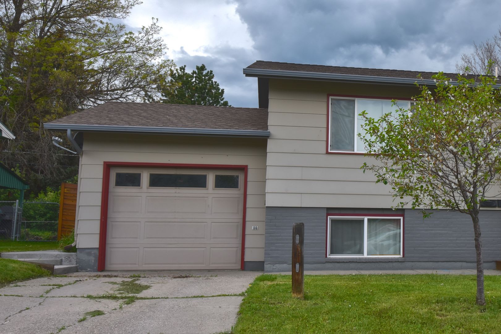 Centrally Located Apartment Near Downtown Bozeman – photo 1 of 241