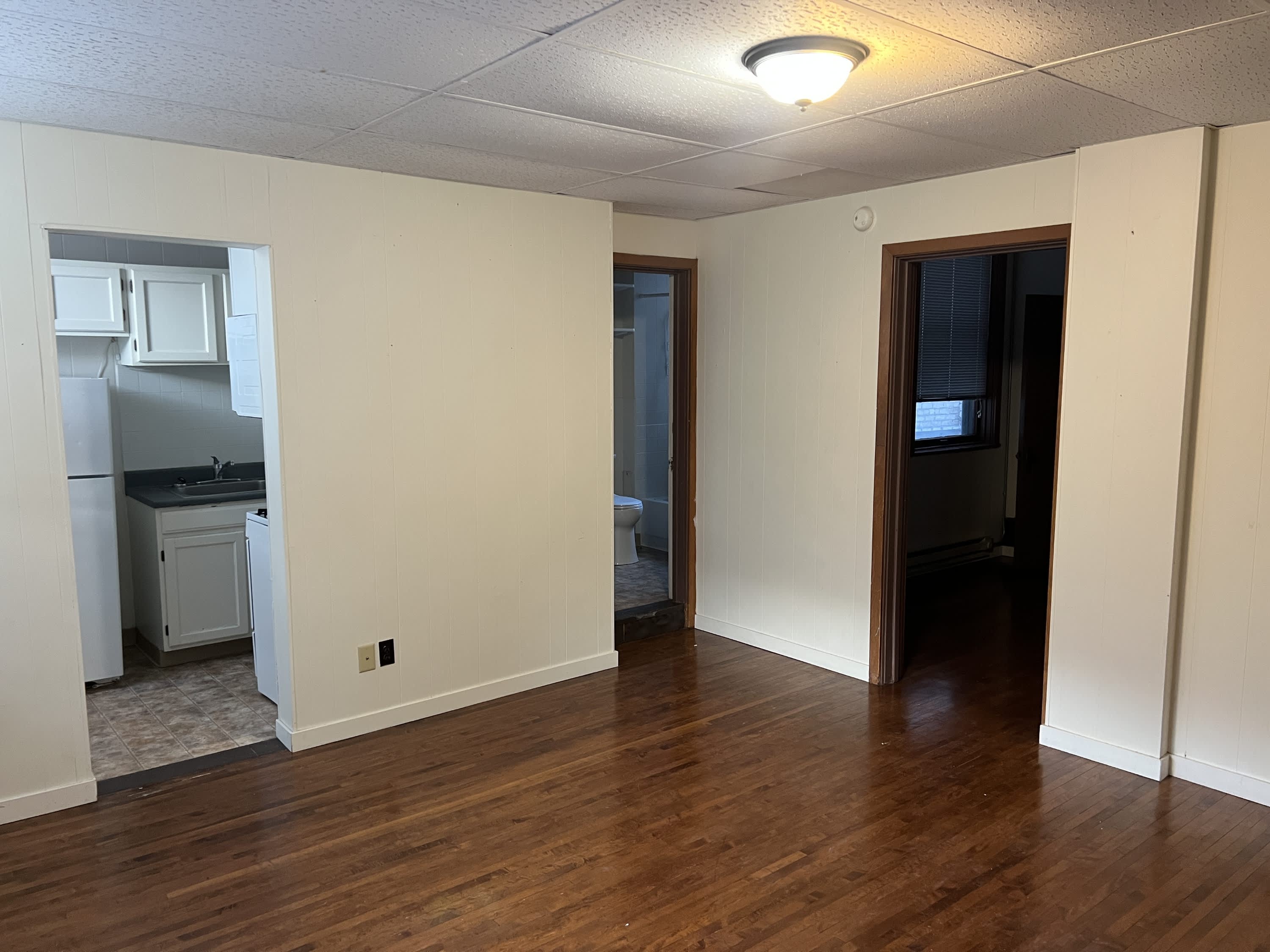 408 1/2 North Broadway Drive – photo 1
