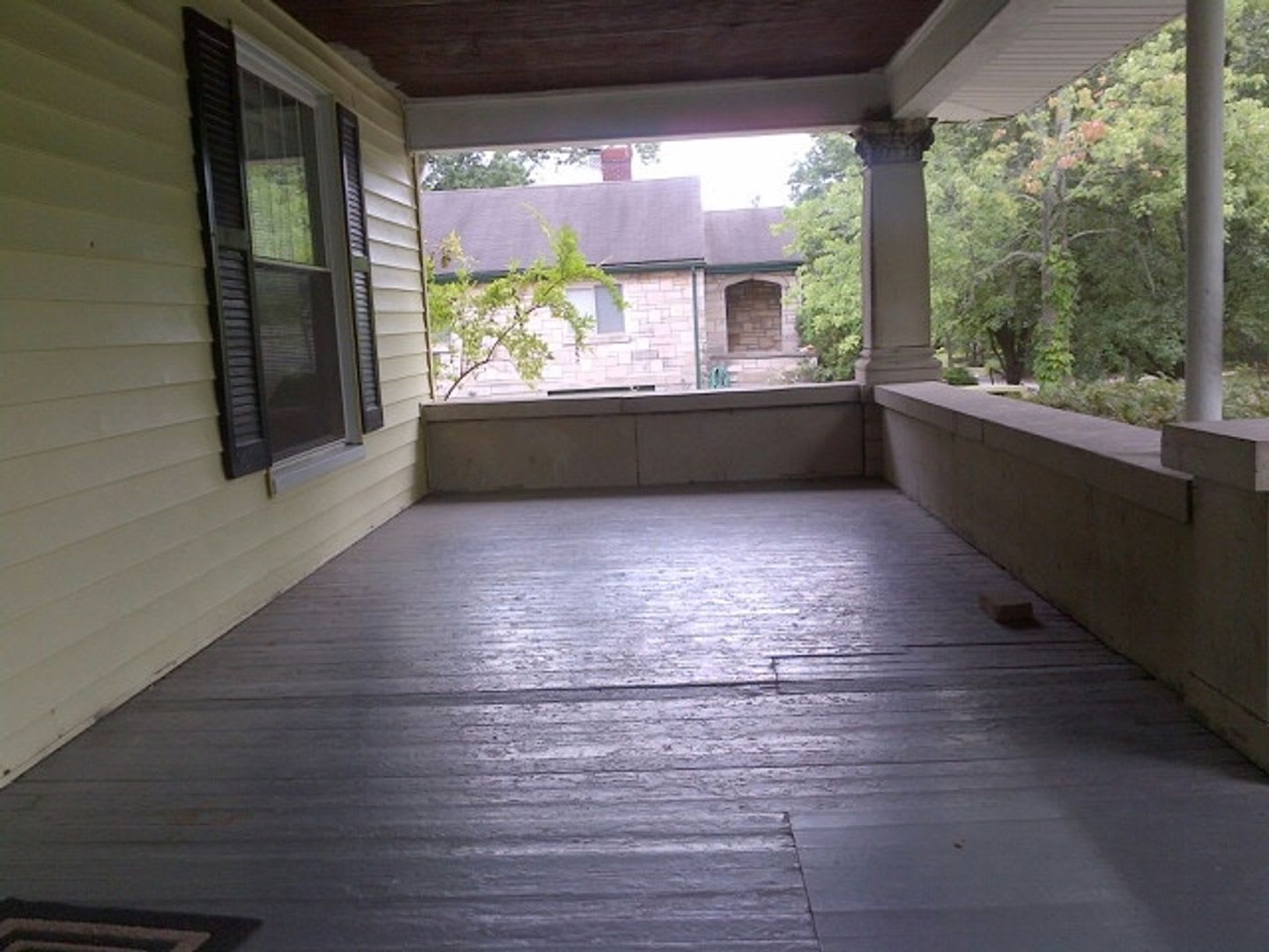 Charming 4 BD/2 BA home with large front porch behind optometry school and ELM Restaurant – photo 1