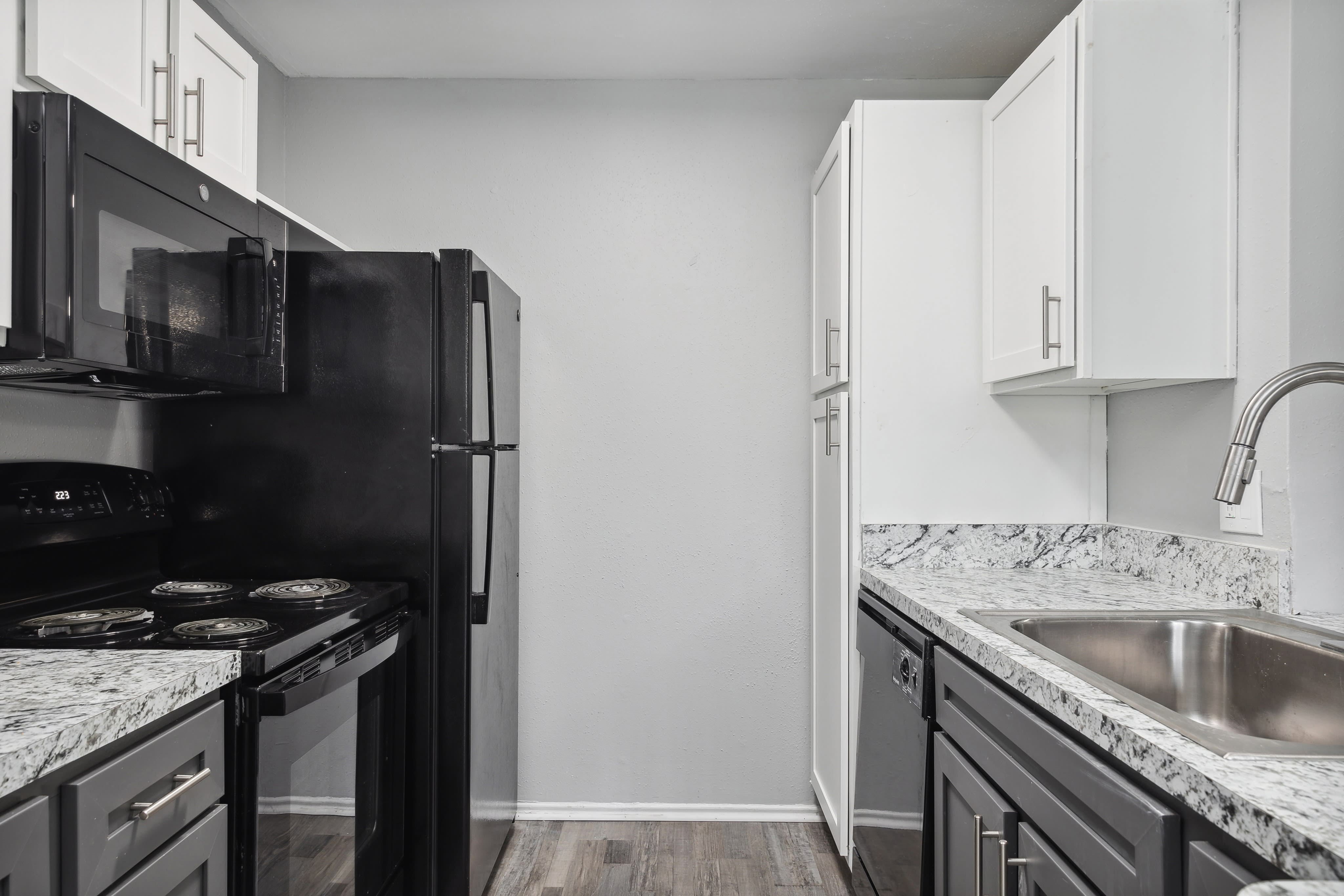 Remington Place Apartment Homes – photo 1