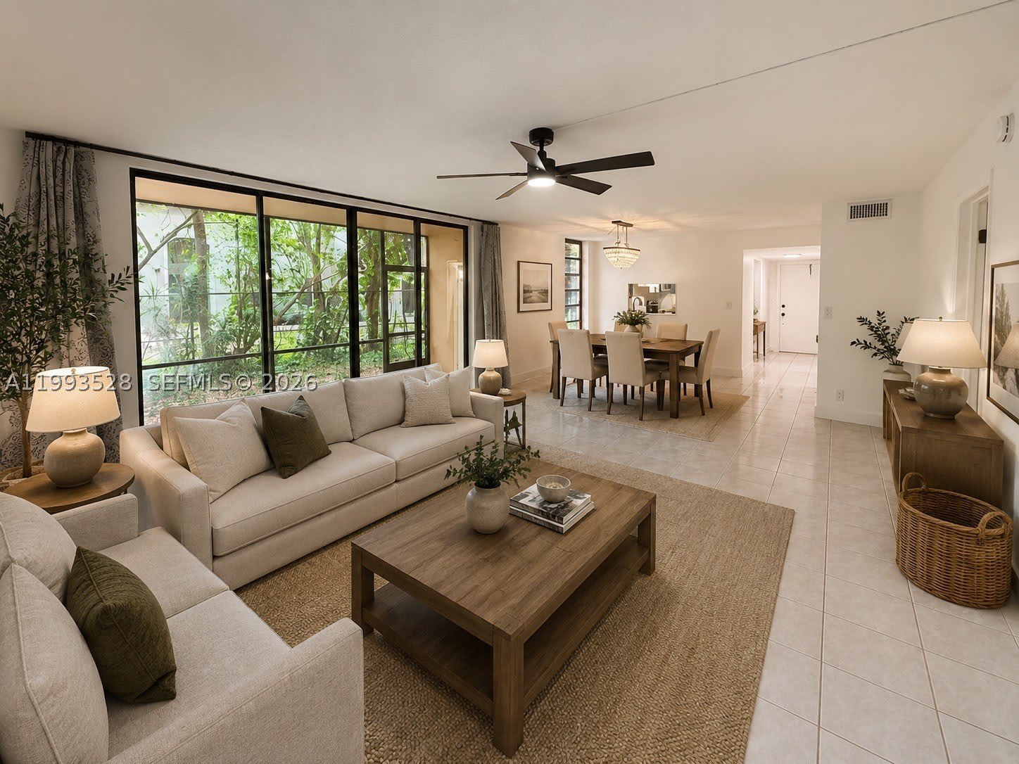 400 Commodore Dr – photo 1
