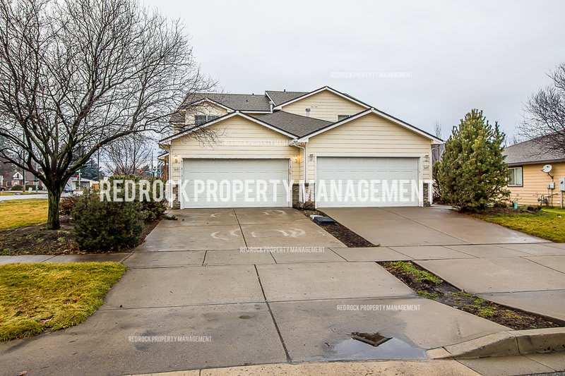 1603 Drummond Street – photo 1