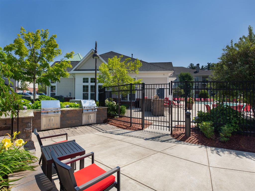 Edgewood Apartments – photo 1 of 41