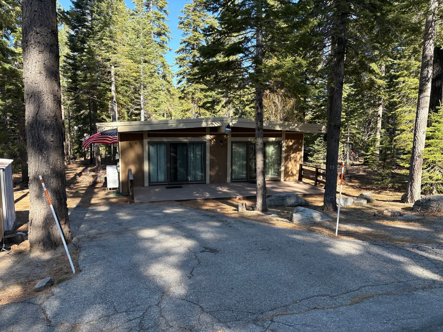2 Bedroom one level cabin – photo 1 of 9