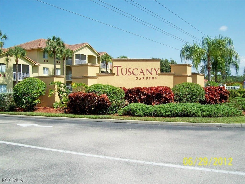 6330 Aragon Way – photo 1
