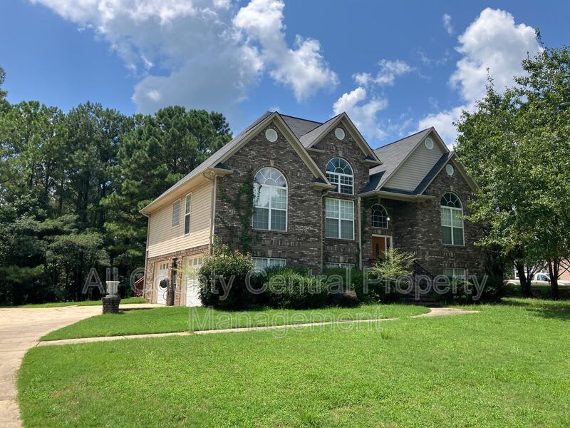 710 Small Lake Rd – photo 1 of 23