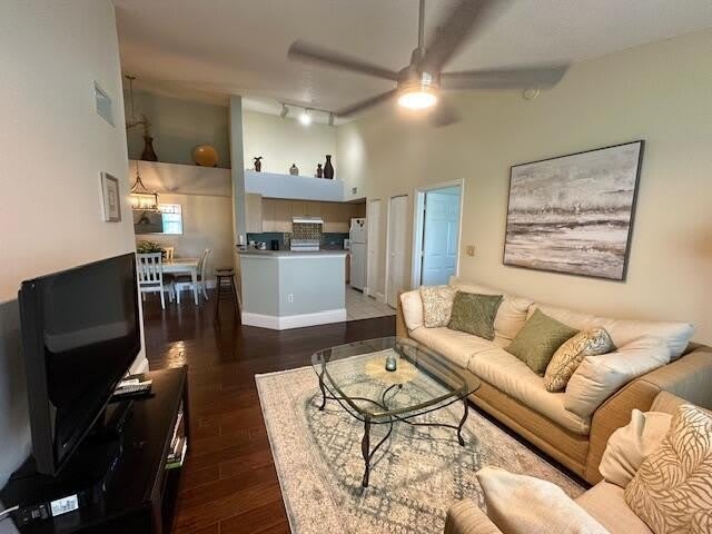 822 Villa Circle – photo 1