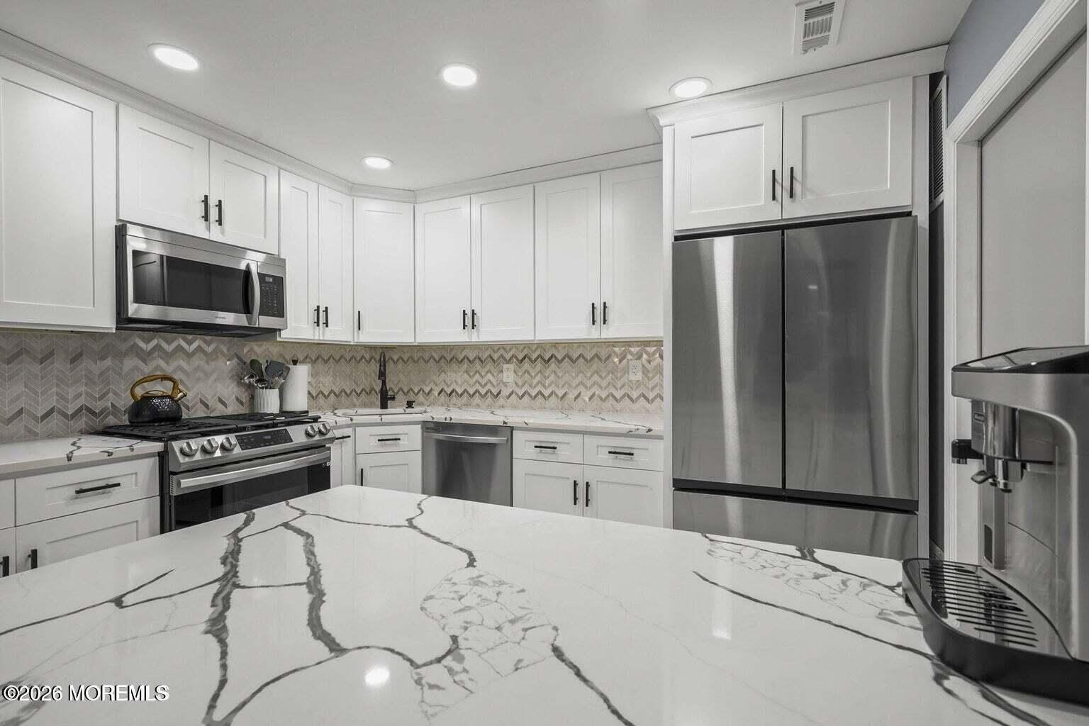 701 Zlotkin Circle – photo 1 of 15