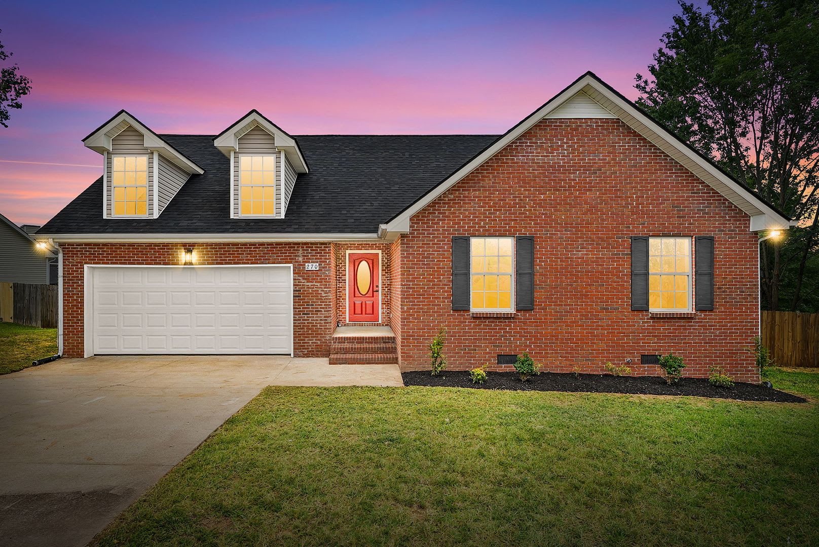 270 Harold Drive – photo 1