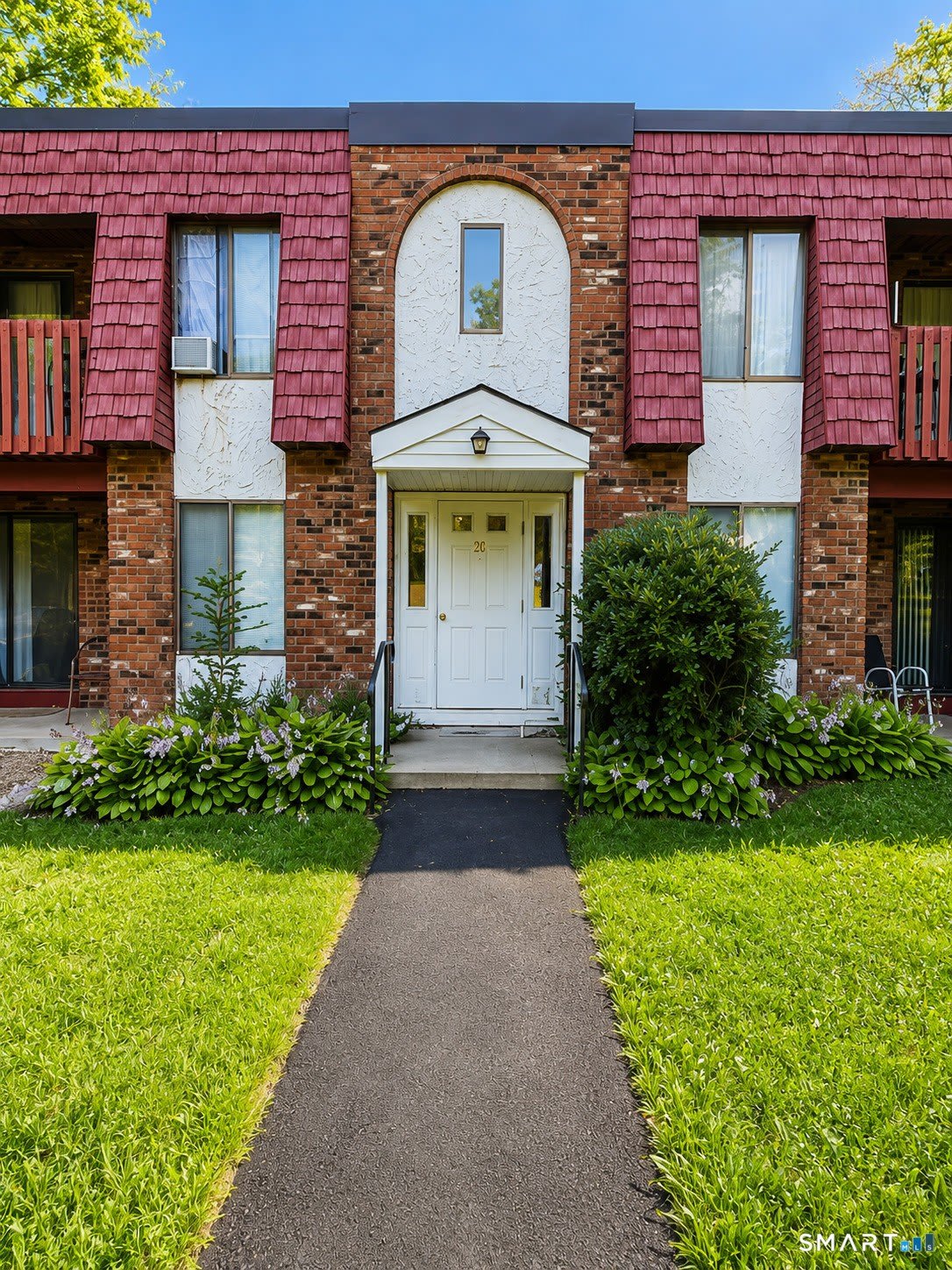 20 Woodsedge Drive – photo 1 of 12
