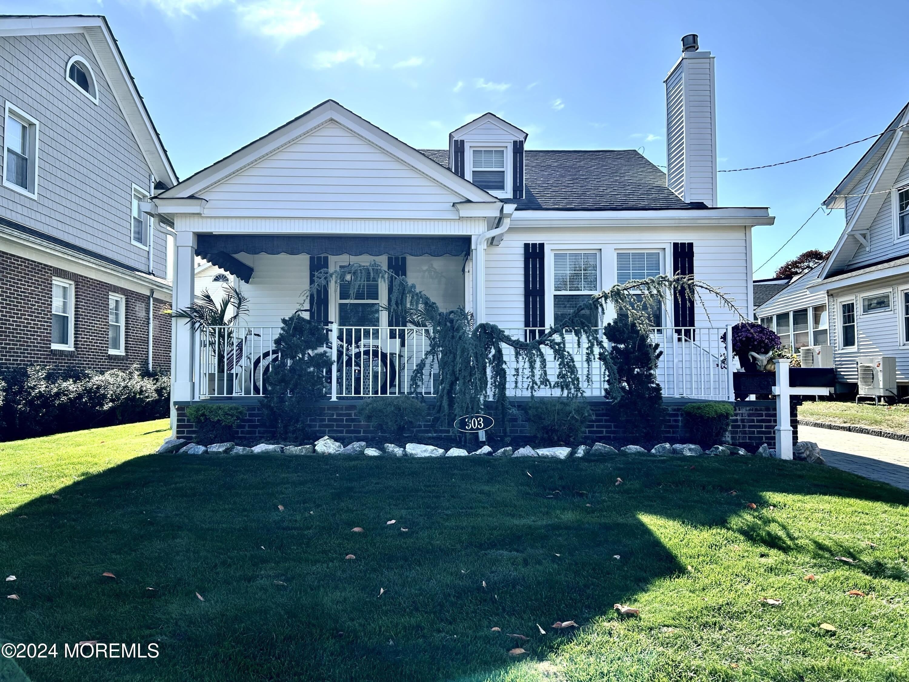 303 Evergreen Avenue – photo 1