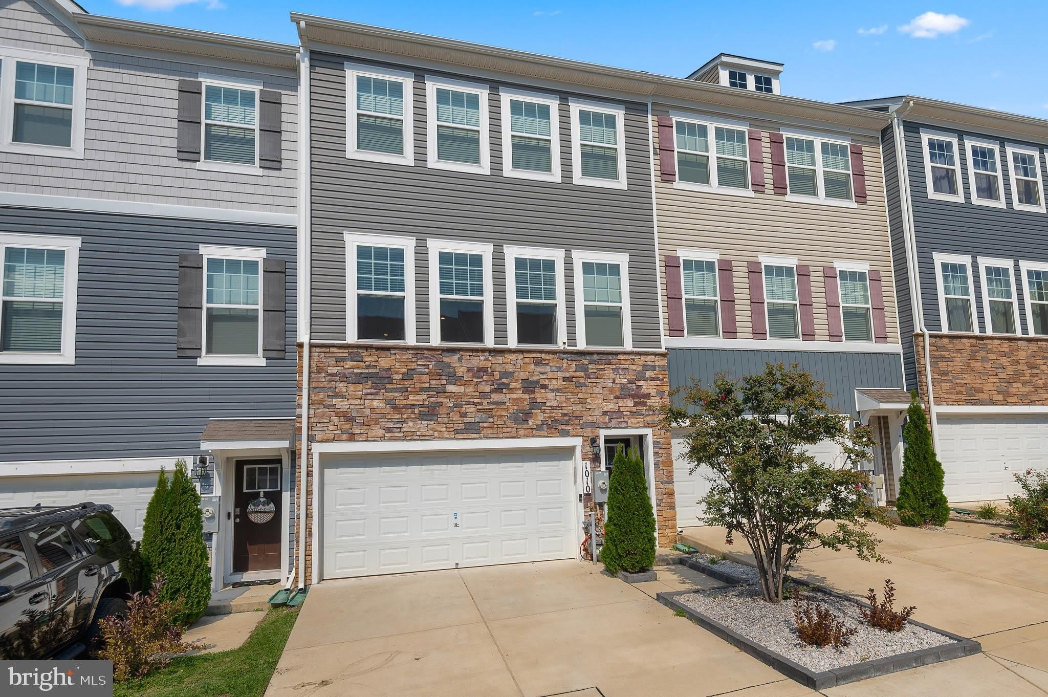 1010 TUSCANY Lane – photo 1