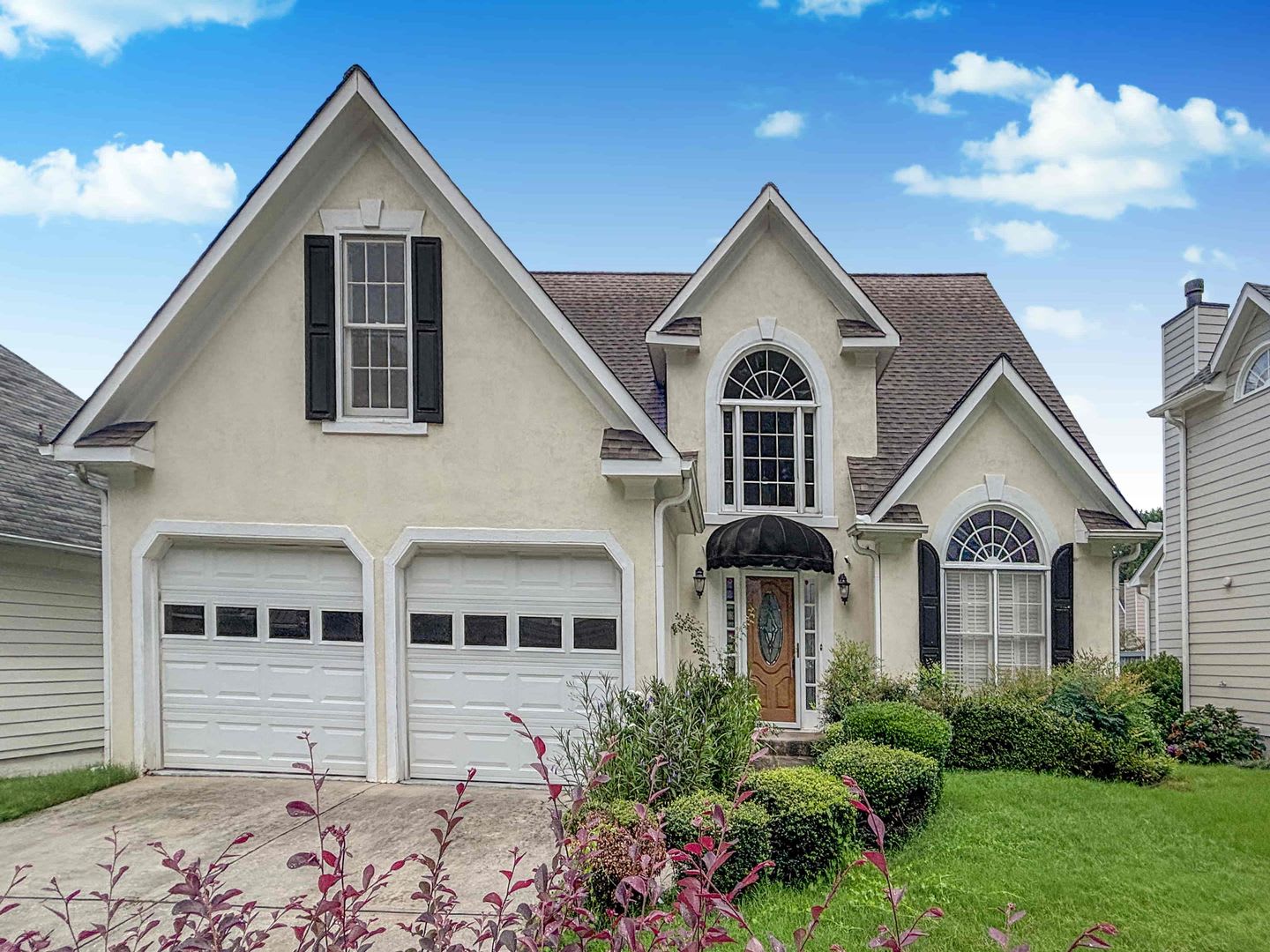 Spacious 4BR Marietta Home with Main-Level Master &amp; Pond Views! – photo 1