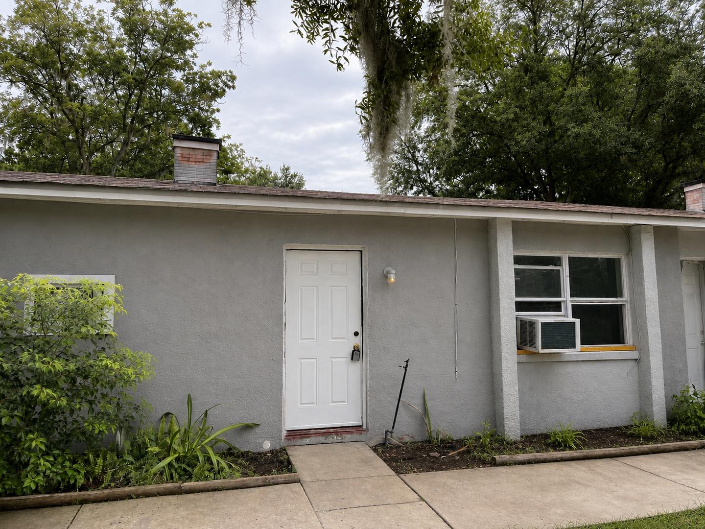 606 Gordon Street – photo 1