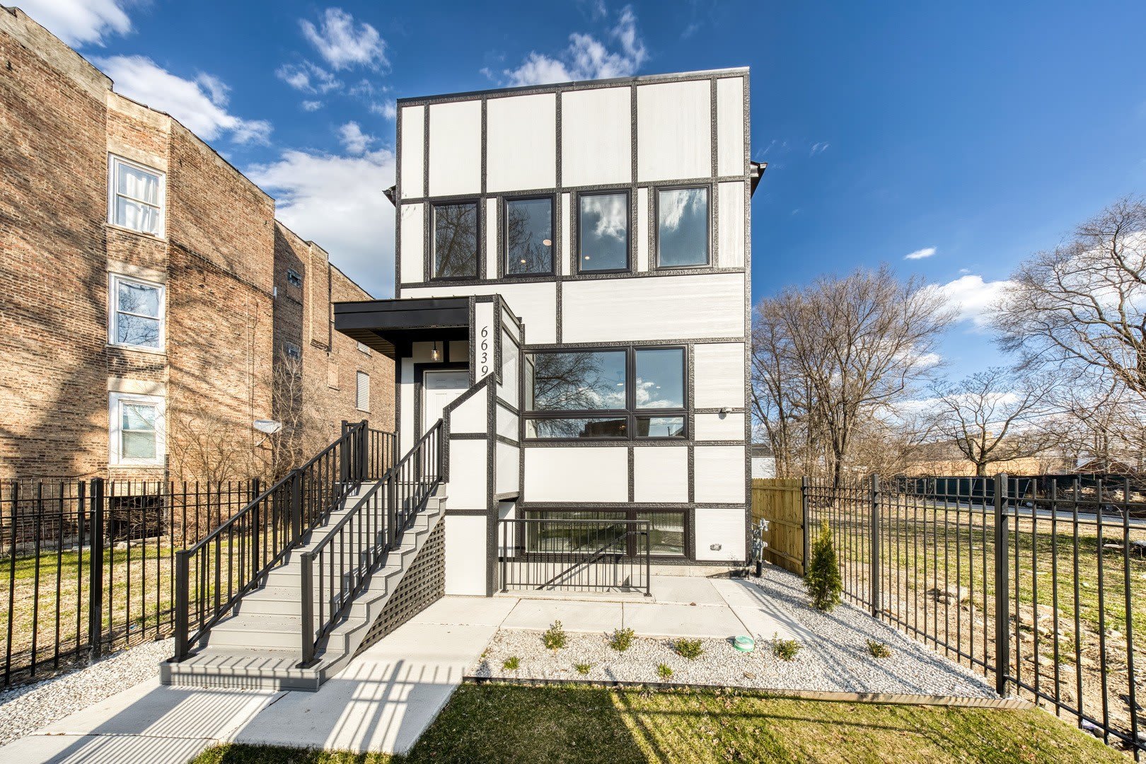 6639 S Langley Avenue – photo 1