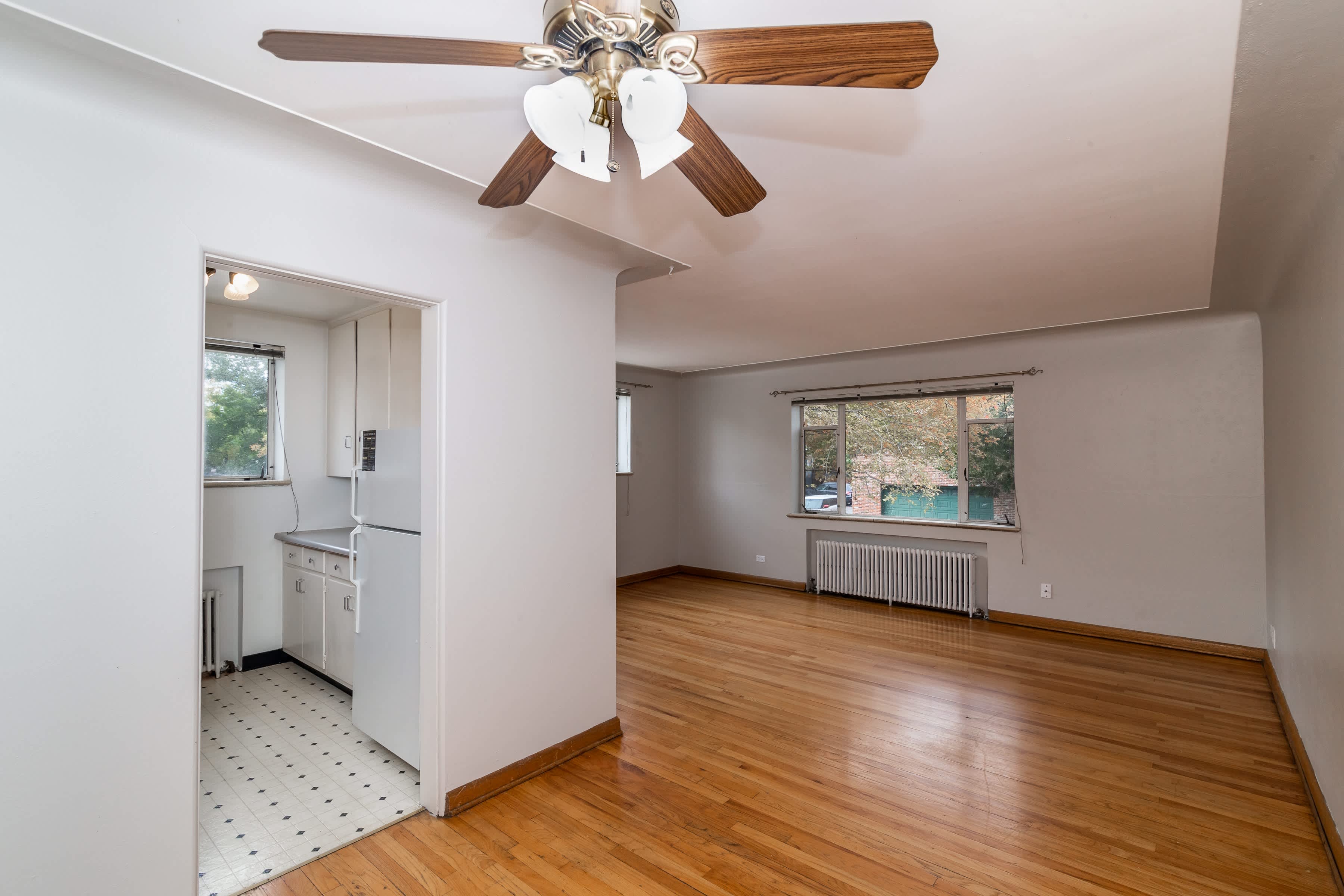 Eastview Apartments – photo 1