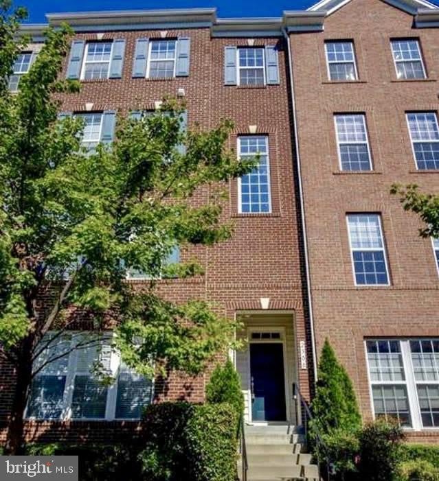 2308 Merceyside Drive – photo 1 of 21