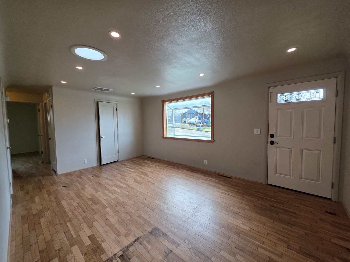 4 Bedroom/3 Bath House Including a Mother-in-Law Suite – photo 1