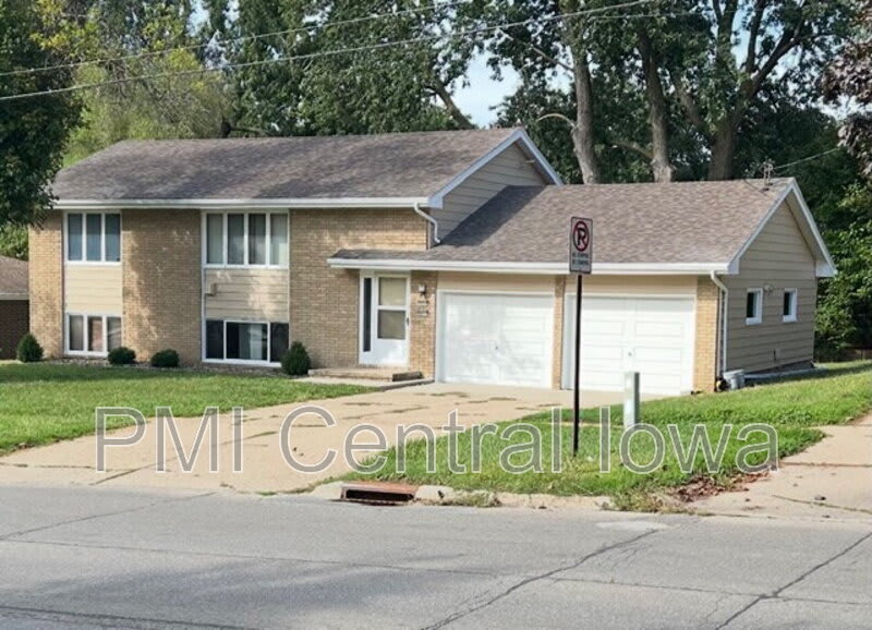 4922 Southwest 14Th Street – photo 1