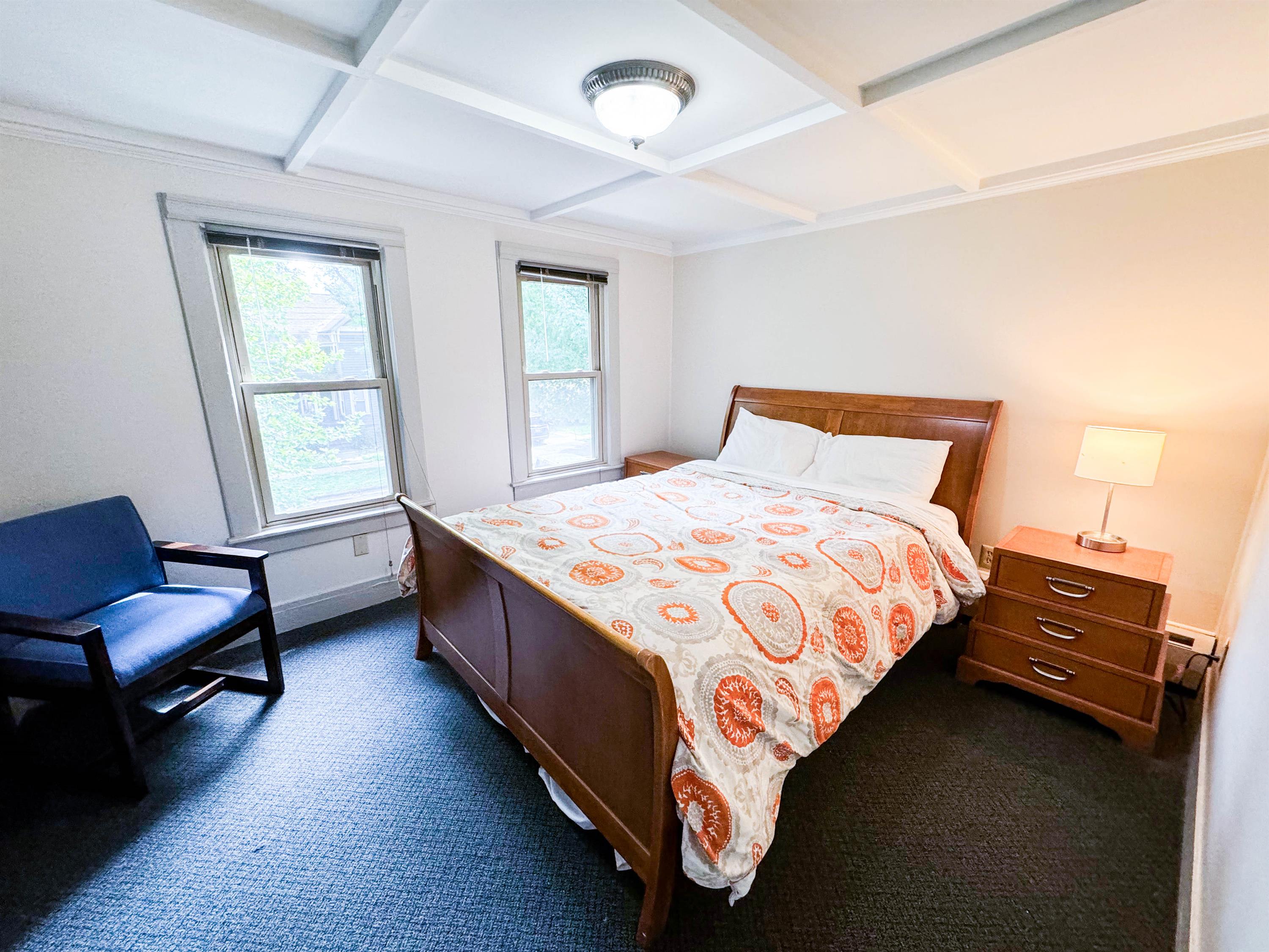 324 Center Street – photo 1