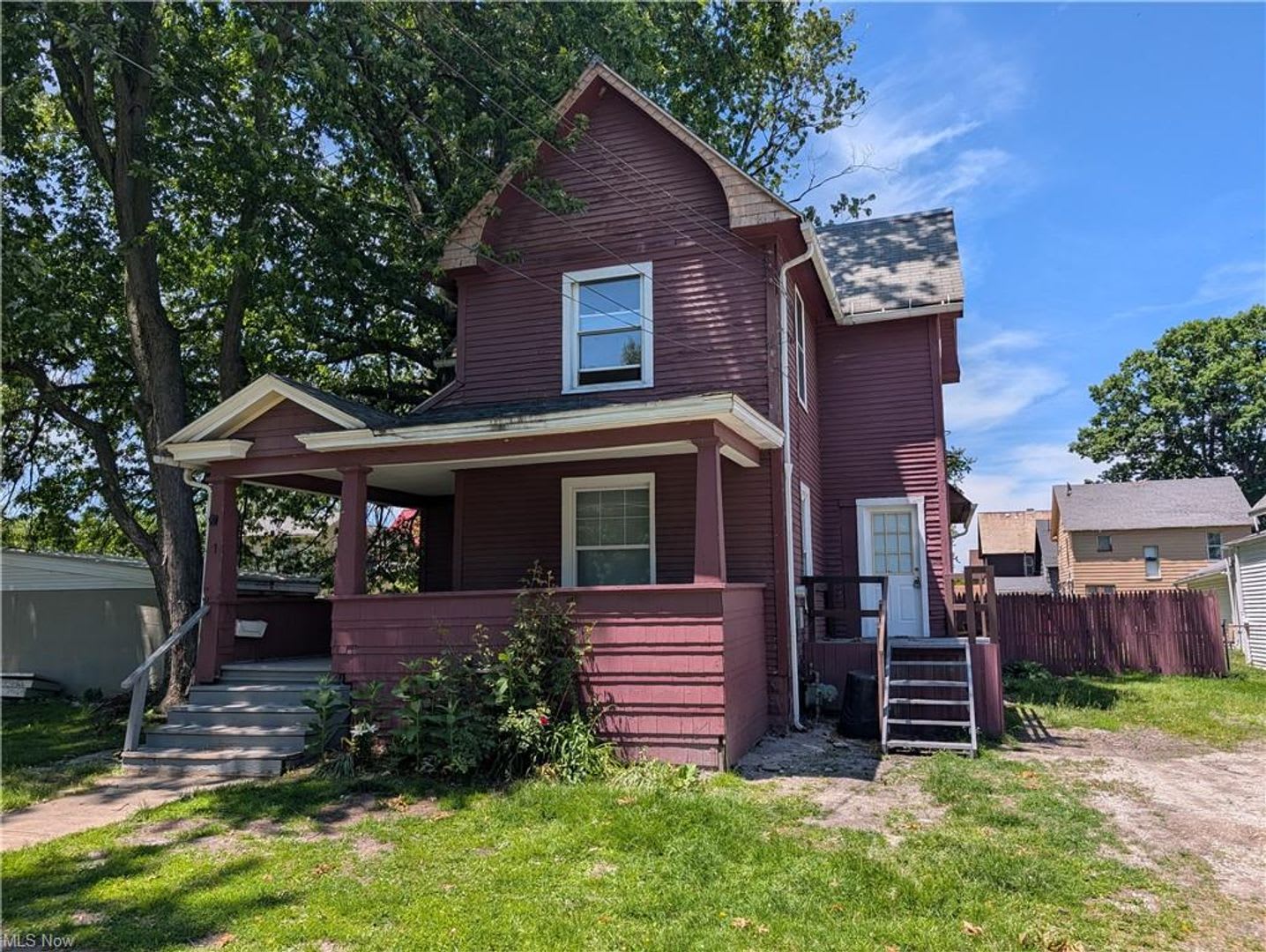 4 bed 2 Bath Rental – photo 1 of 10