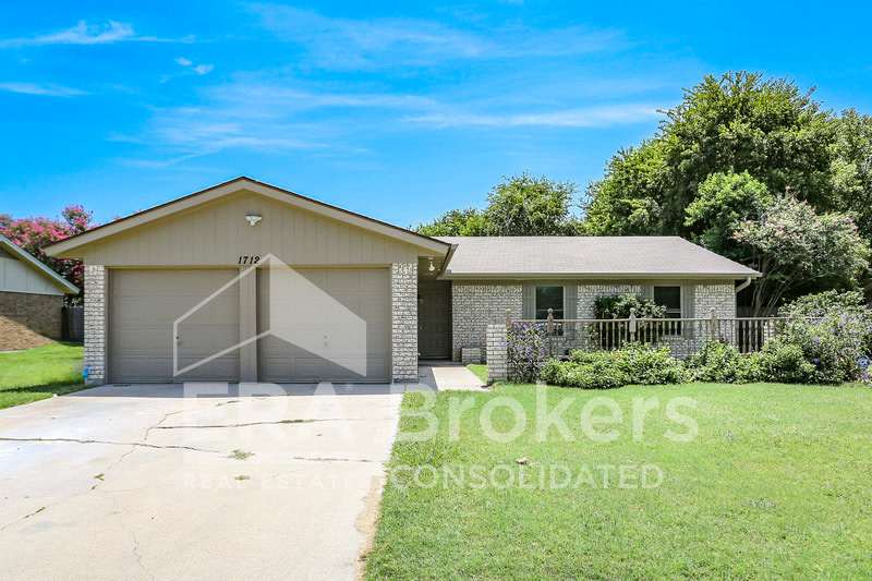 1712 Sherman – photo 1