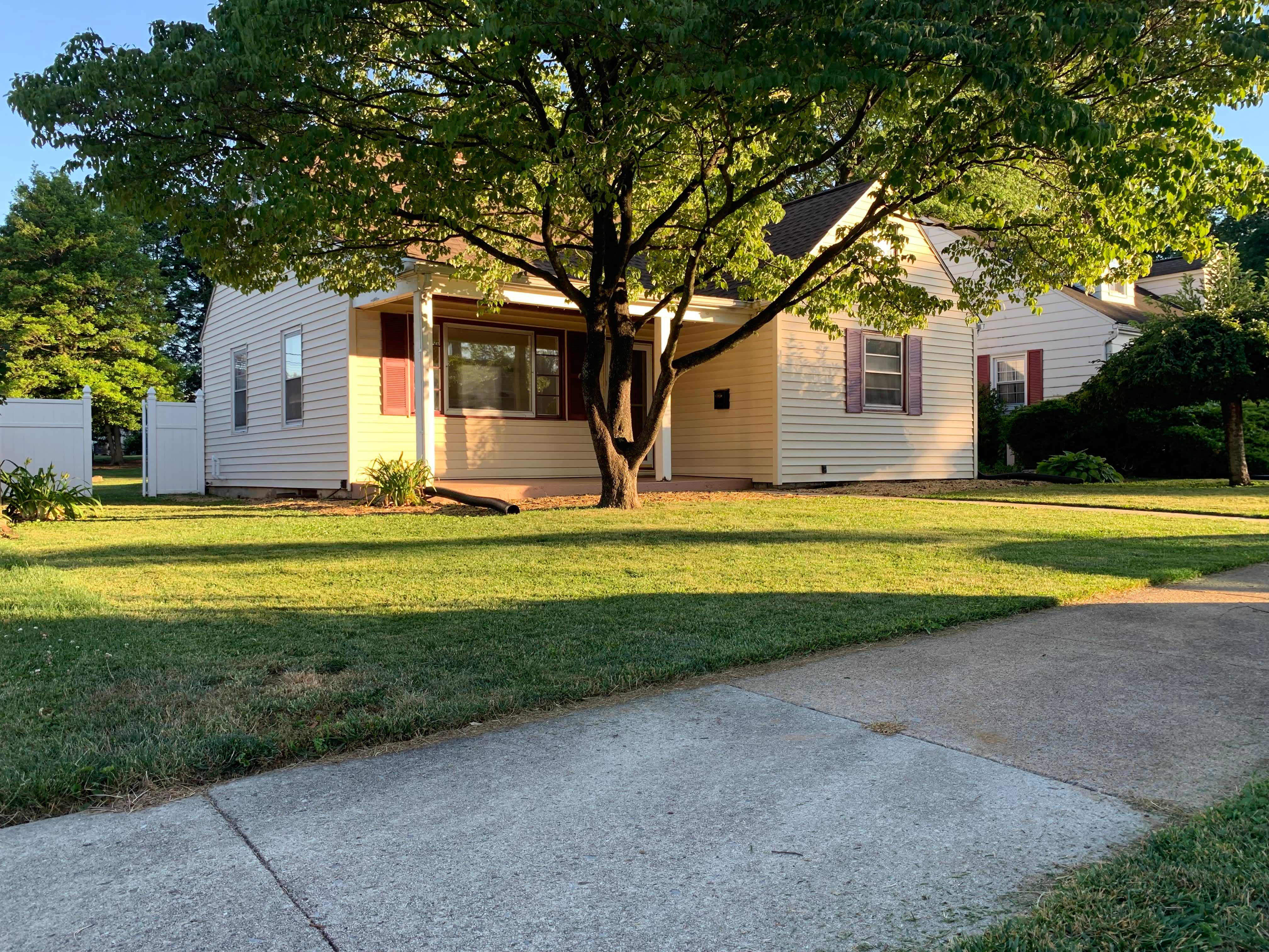 106 East Maplewood Avenue – photo 1 of 41