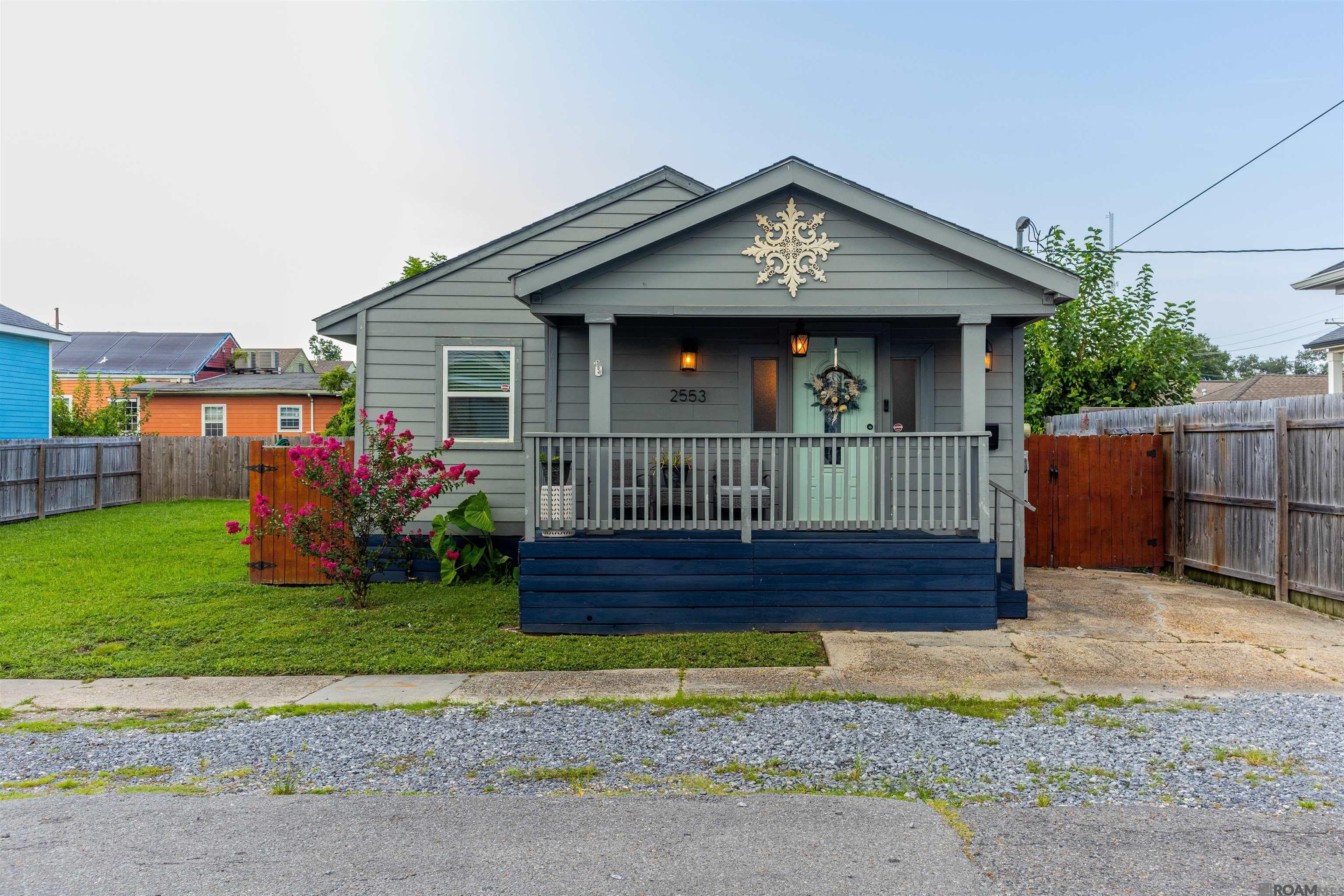 2553 N Rocheblave St – photo 1