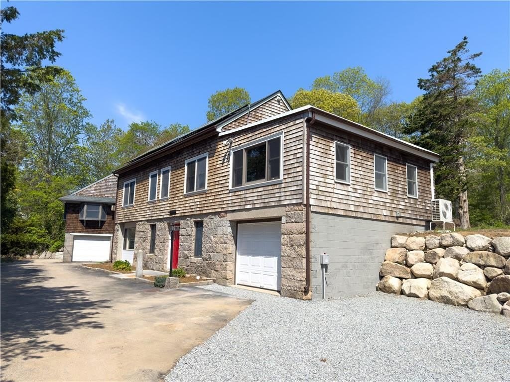 2185 Post Road – photo 1 of 17