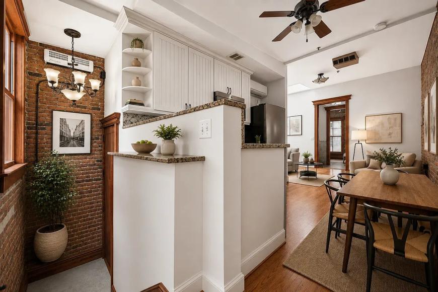 130 West 10th Street – photo 1