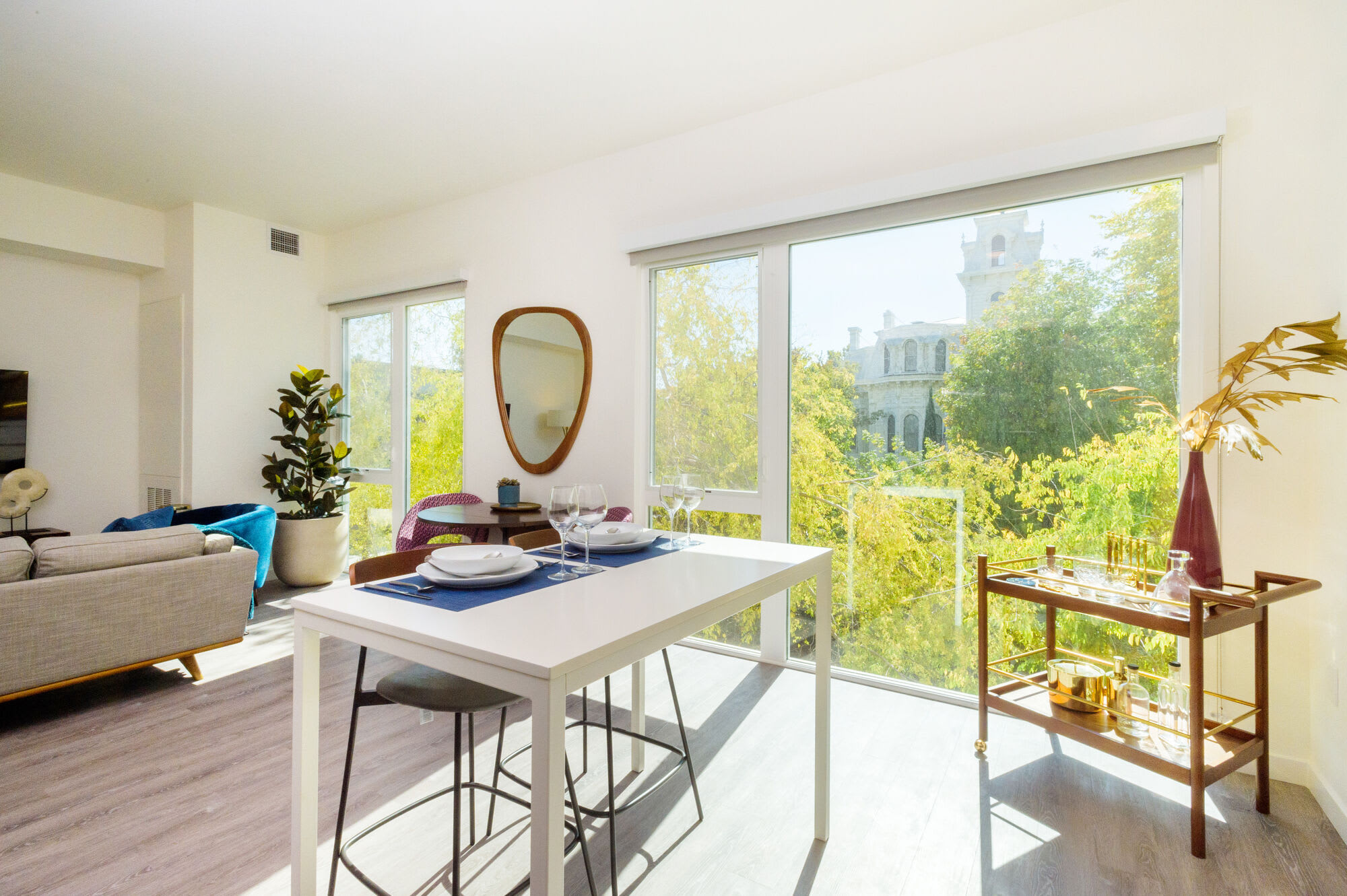 The Mansion – photo 1