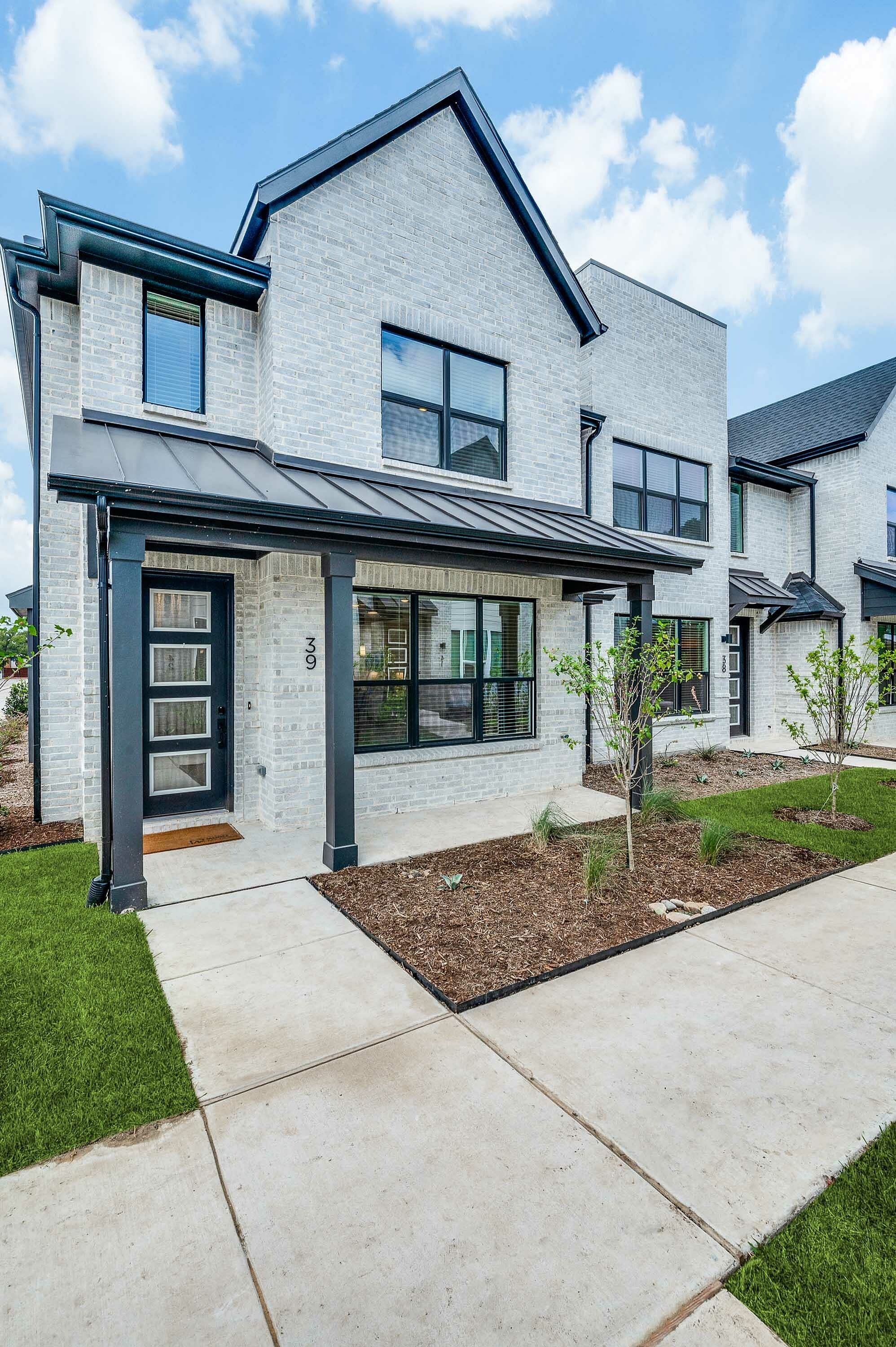 Avena Homes for Rent – photo 1