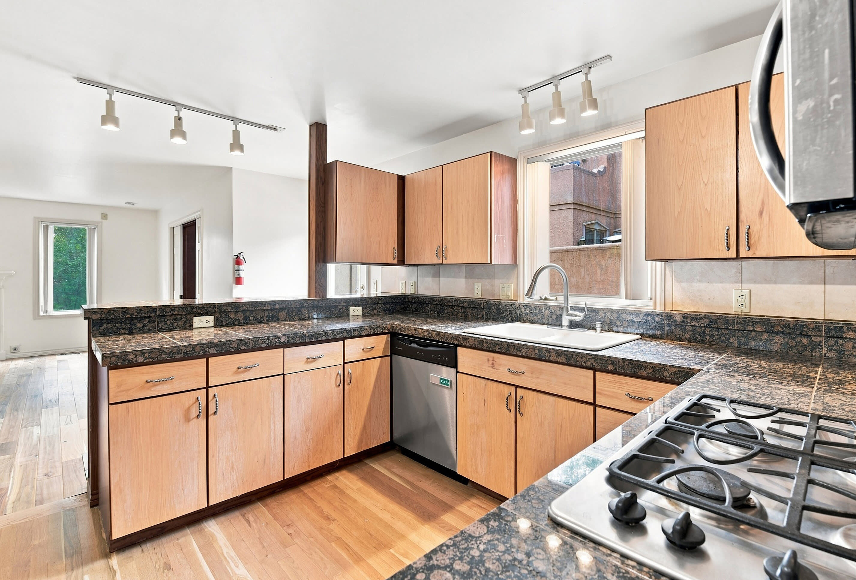 1530 South University Boulevard – photo 1