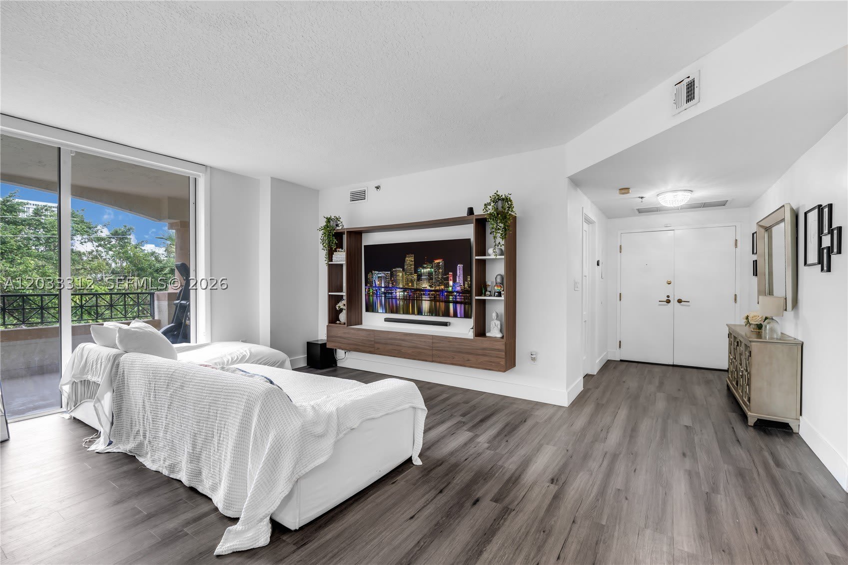 1834 Brickell Ave – photo 1