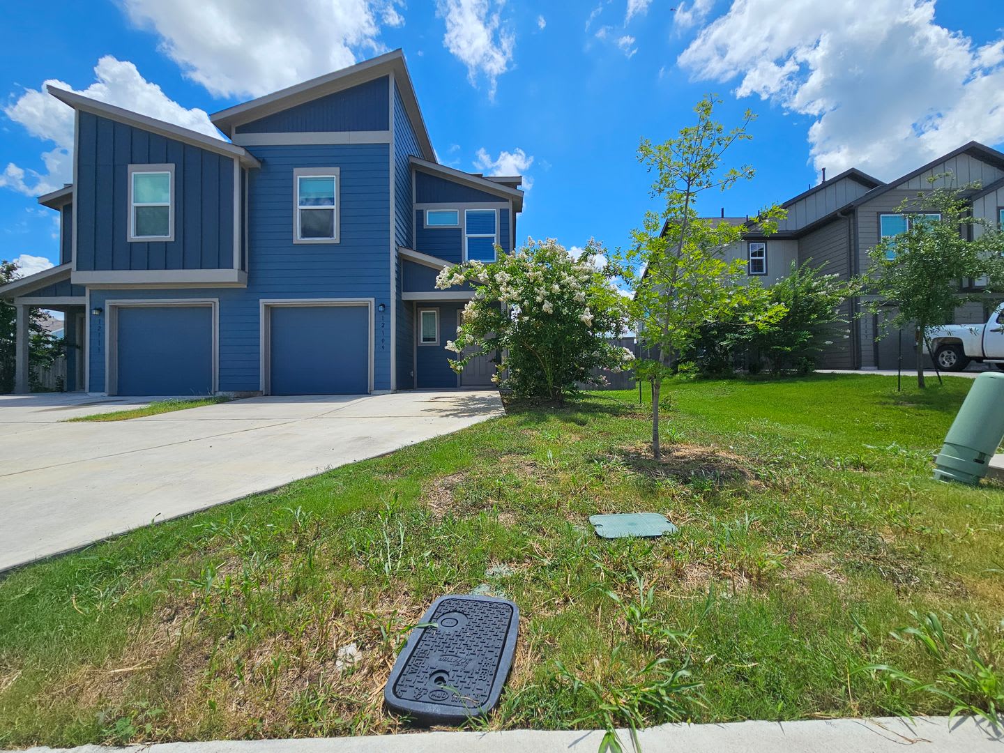 4 Year Old 3 Bed 2 5 Bath Townhome In Stony Ridge Near Tesla Circuit Of Americas Washer Dryer Included Stainless Appliances Quartz Countertops – photo 1