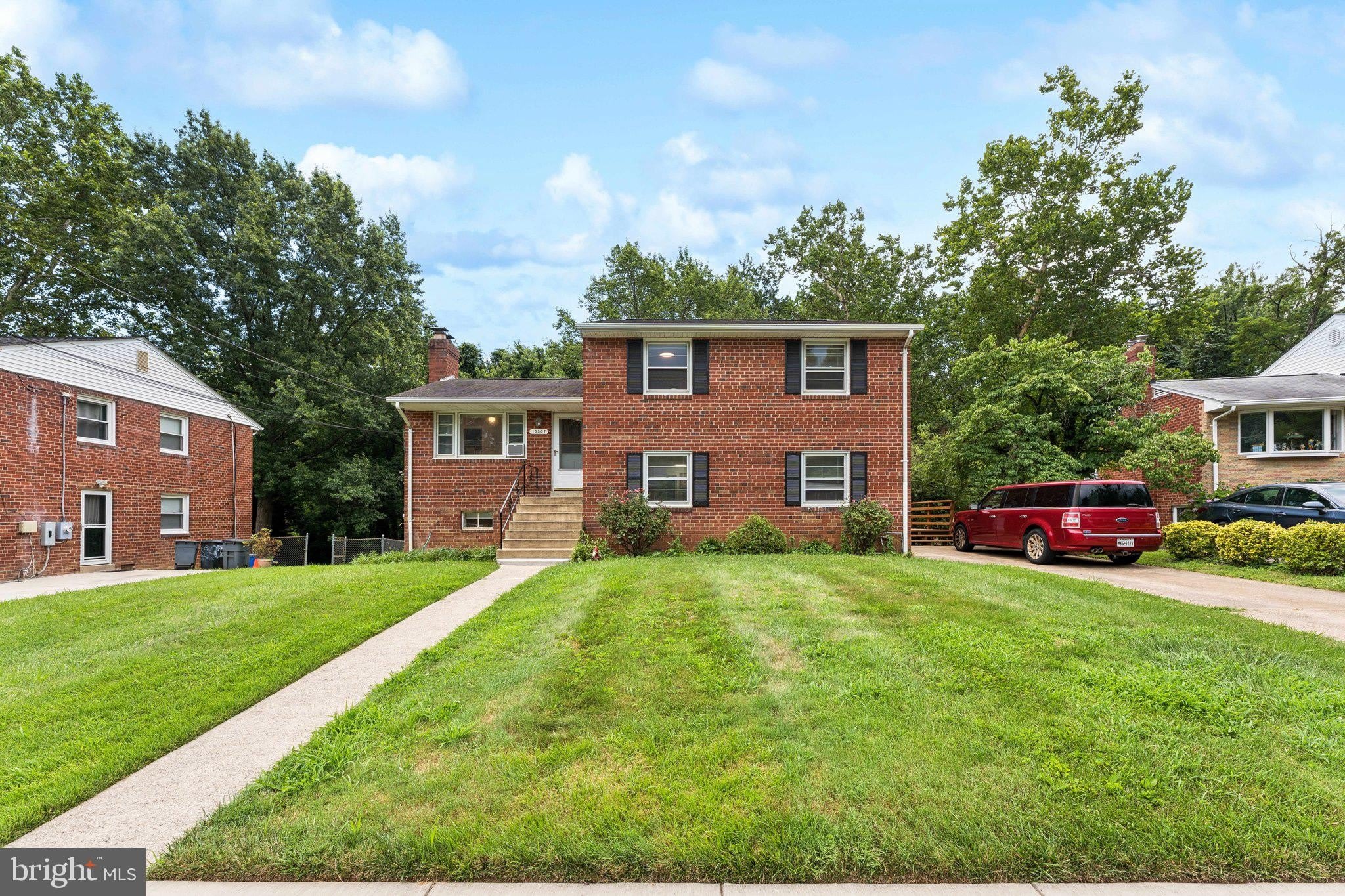 10307 BEAUMONT Street – photo 1 of 29